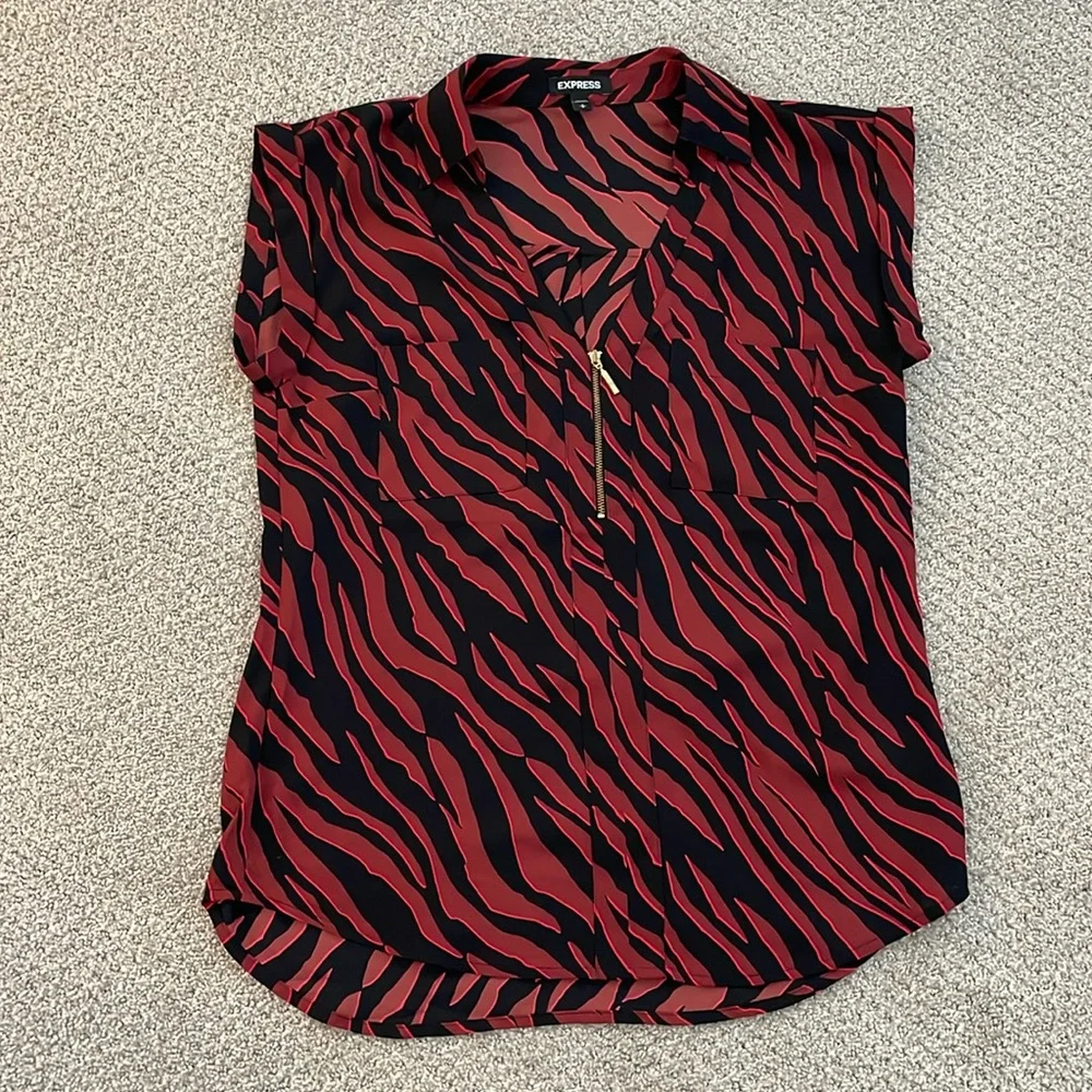 Express Blouse - Picture 1 of 3